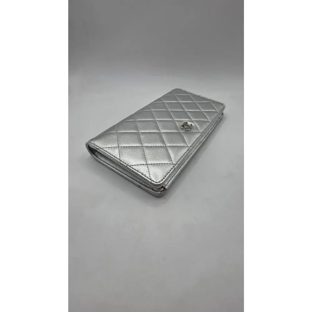 Chanel Silver-tone Interlocking CC Yen Wallet Bifold Wallet